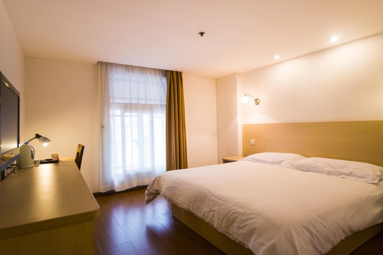 Motel Shanghai Pudong Avenue Yangpu Bridge Exterior photo