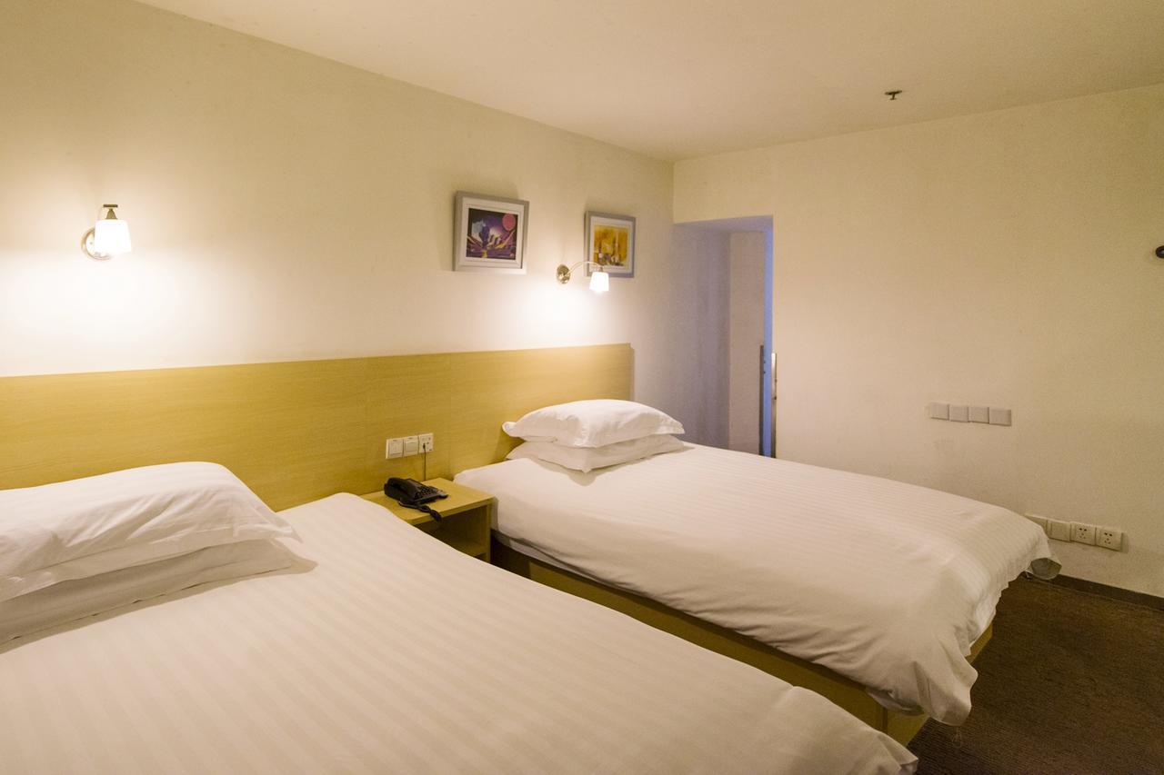 Motel Shanghai Pudong Avenue Yangpu Bridge Exterior photo